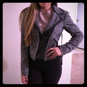 bebe Black herringbone suit jacket size 2